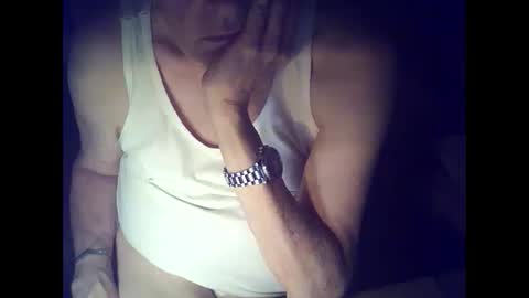 bekklove1 online show from September 22, 2025, 4:42 pm