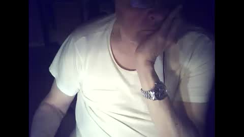 bekklove1 online show from April 21, 2026, 1:42 am