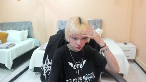 Bela online show from April 23, 2026, 1:02 pm