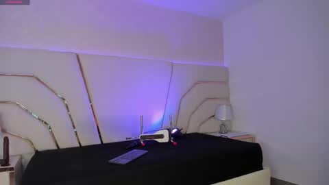 Bela Palmer online show from February 15, 2026, 3:47 am