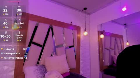 Bella online show from January 17, 2025, 6:33 pm