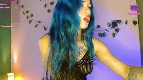   online show from October 8, 2025, 2:14 pm