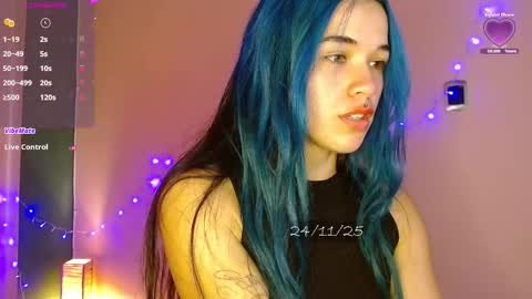   online show from November 24, 2025, 3:45 pm