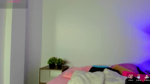 Snapshot of bell_popper chatting on December 17, 2025, 7:09 pm bell_popper online show from December 17, 2025, 7:09 pm