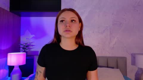 Snapshot of bella01_ chatting on November 4, 2025, 11:31 am BELLA online show from November 4, 2025, 11:31 am