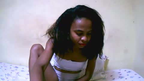 bella193999 online show from December 17, 2024, 2:55 pm