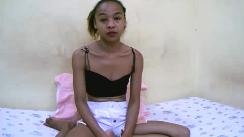 bella193999 online show from November 17, 2025, 6:08 am