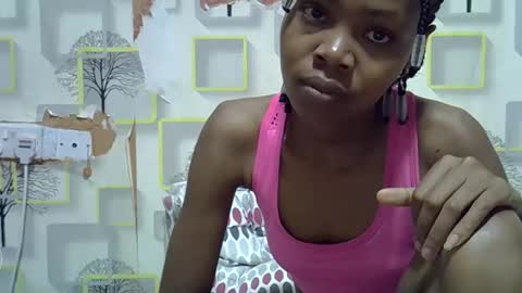 Bella online show from October 21, 2025, 3:57 pm