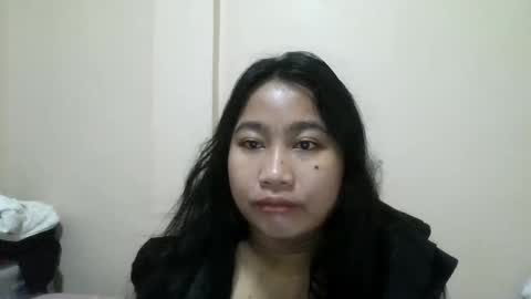 bella61019 online show from June 7, 2026, 6:44 pm