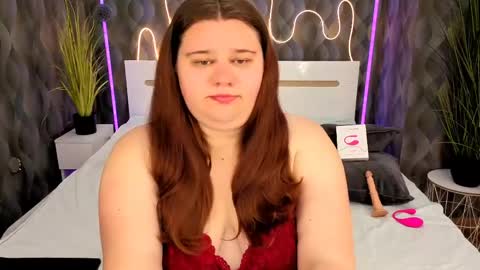bella_blvack online show from April 16, 2026, 5:30 am