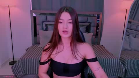 Bella  online show from July 18, 2026, 12:53 pm