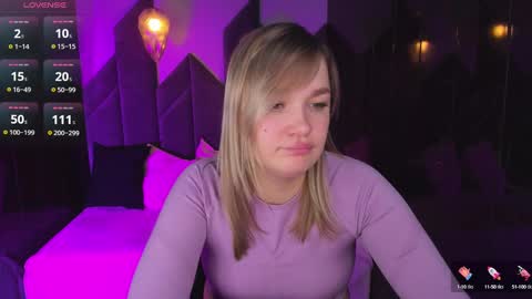 Snapshot of bella_cosmos chatting on March 7, 2025, 2:23 pm Bella online show from March 7, 2025, 2:23 pm