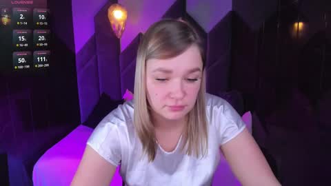 Snapshot of bella_cosmos chatting on March 12, 2025, 11:53 am Bella online show from March 12, 2025, 11:53 am