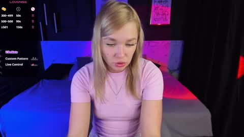 Snapshot of bella_cosmos chatting on January 6, 2026, 9:24 am Bella online show from January 6, 2026, 9:24 am