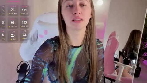bella_li__ online show from November 19, 2025, 4:12 am