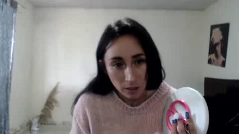 Snapshot of bella_luna34 chatting on June 3, 2026, 4:45 pm bella_luna34 online show from June 3, 2026, 4:45 pm