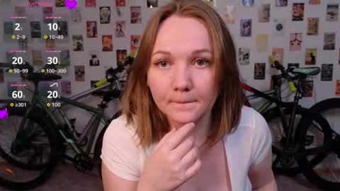 Bella online show from November 25, 2025, 5:29 am