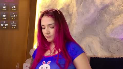  BELLA  online show from June 6, 2026, 10:25 pm