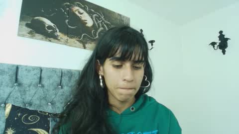 Bella online show from January 14, 2026, 1:11 am