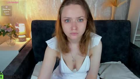 Snapshot of bella_ramsi chatting on June 8, 2026, 12:58 am Linda Bella online show from June 8, 2026, 12:58 am