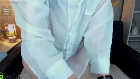 Snapshot of bella_ramsi chatting on June 17, 2026, 12:46 am Linda Bella online show from June 17, 2026, 12:46 am