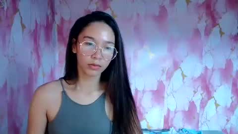 Snapshot of bella_saero chatting on June 11, 2026, 8:01 am bella online show from June 11, 2026, 8:01 am