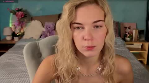 Bella online show from January 19, 2026, 12:36 am