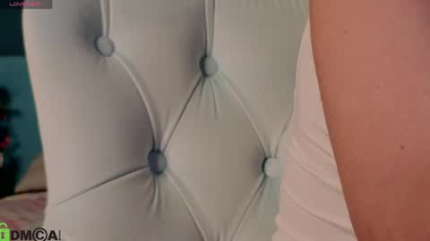 Bella online show from April 21, 2026, 12:01 am