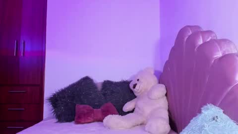 Valeria Model Independent online show from September 23, 2025, 5:43 am