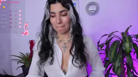 Bella online show from February 10, 2025, 2:41 am