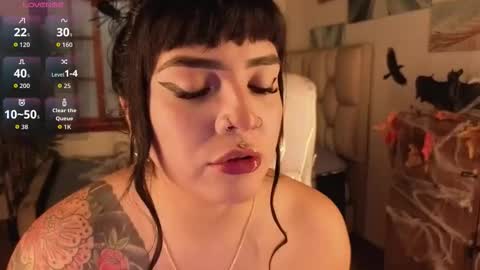 Bella  online show from October 21, 2025, 7:58 pm