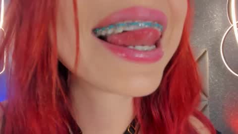 Cris online show from December 13, 2025, 7:53 pm