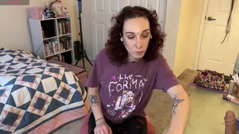 bellababy444 online show from December 1, 2025, 7:30 pm