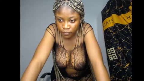Snapshot of bellababy7 chatting on July 6, 2026, 5:59 pm bella online show from July 6, 2026, 5:59 pm