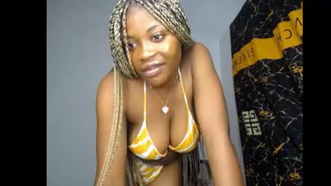 Snapshot of bellababy7 chatting on July 9, 2026, 6:01 pm bella online show from July 9, 2026, 6:01 pm