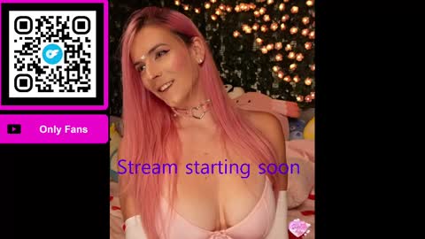 Snapshot of bellabearts chatting on September 17, 2025, 9:38 pm Bellalunabear trans JadePlant Cis online show from September 17, 2025, 9:38 pm