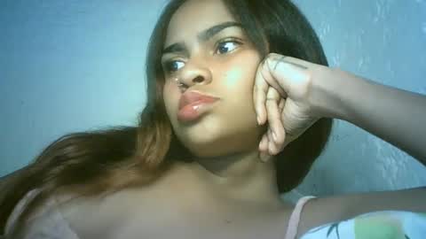 Bella online show from December 15, 2024, 4:26 pm