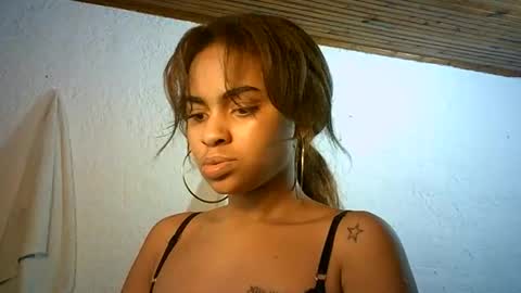 Bella online show from February 4, 2025, 8:56 am