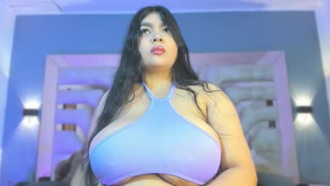 bellaboobs_ online show from September 8, 2025, 7:46 pm