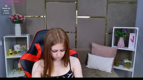 bellacandys online show from June 5, 2026, 1:01 am