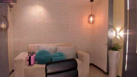  Bella C  online show from April 12, 2026, 6:02 pm