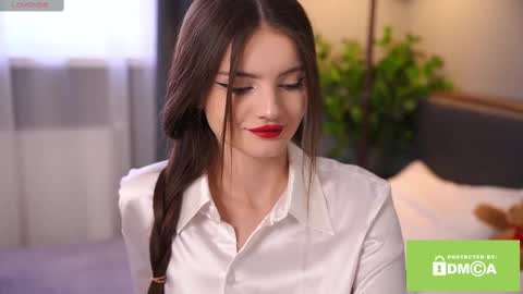 Bella I took a vacation and Ill be back on December 18th So dont lose me To keep in touch I have a TG -  you can find below online show from February 26, 2025, 7:09 am