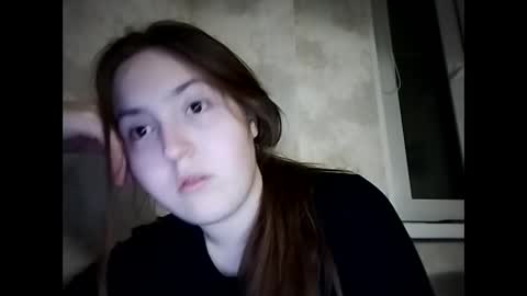 Snapshot of bellahadid8 chatting on December 3, 2025, 11:25 pm Charming Hamster online show from December 3, 2025, 11:25 pm