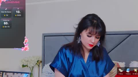 BellaHillss online show from February 9, 2025, 2:18 pm