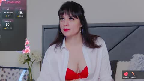 BellaHillss online show from March 4, 2025, 11:08 am