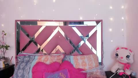 Snapshot of bellalumi chatting on May 21, 2026, 2:40 am bellalumi online show from May 21, 2026, 2:40 am