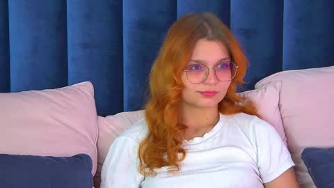 BellaMarebelle online show from September 26, 2025, 4:38 am