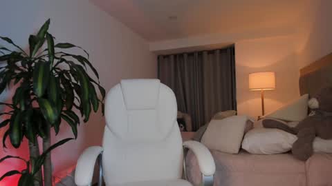 Bella Mia online show from January 27, 2025, 3:47 am