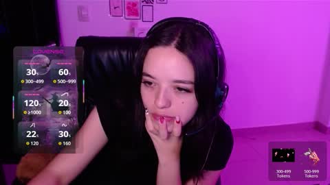 Bella Monteluna online show from October 29, 2025, 4:48 am