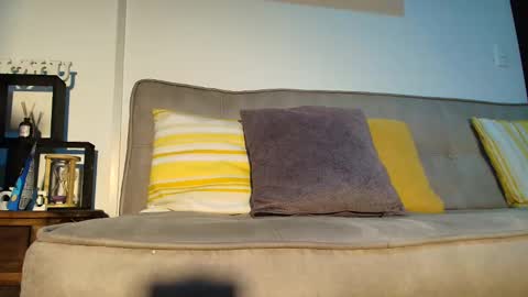 Camille  online show from February 9, 2025, 12:28 am